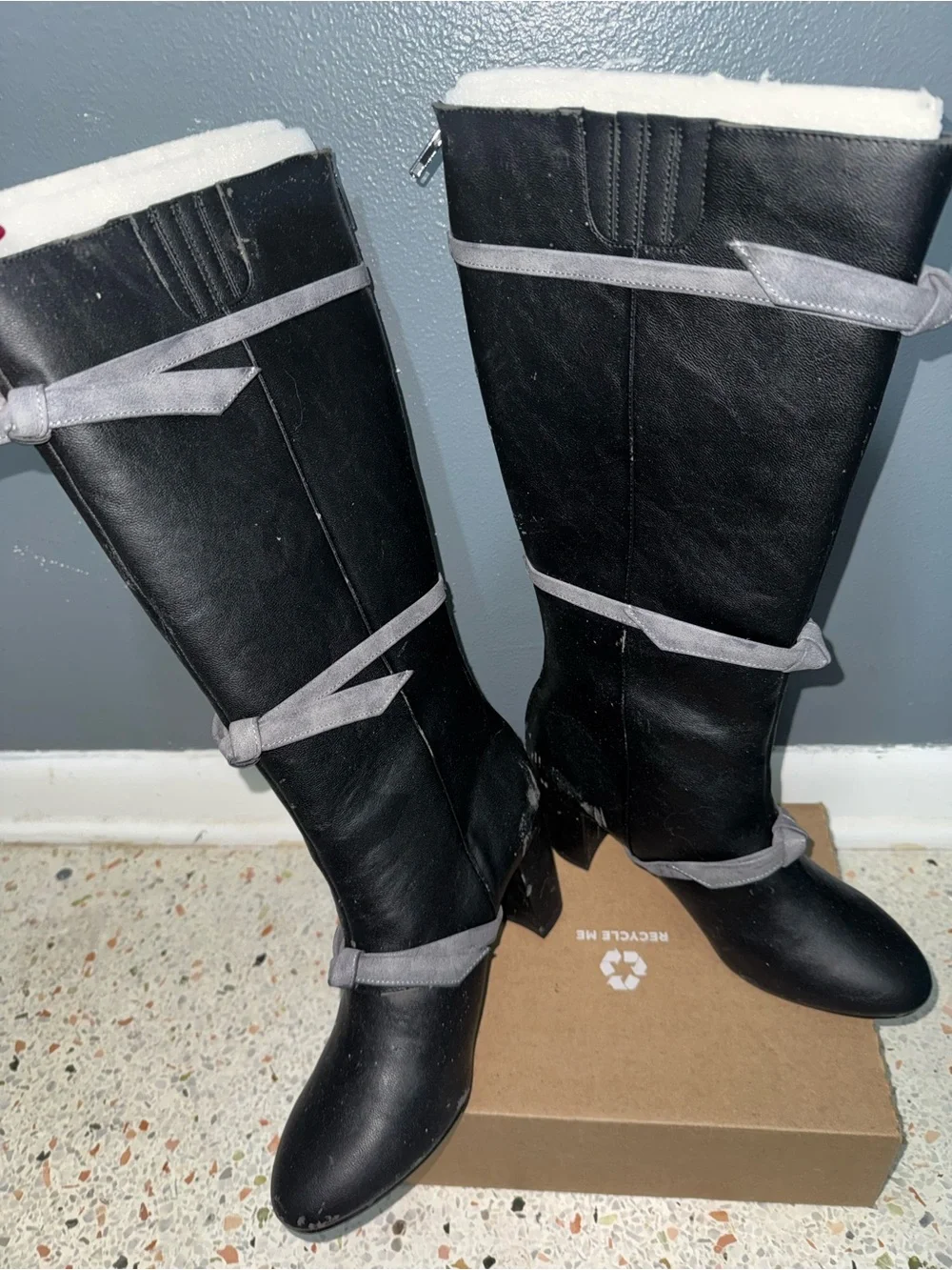 Black Knee-High Tie-Detail Women's Boots